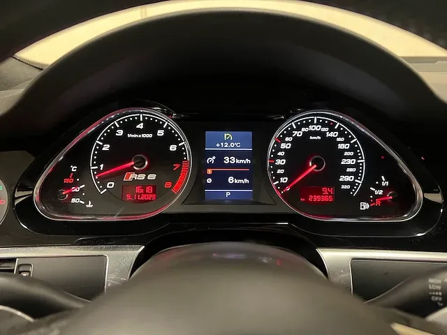 Audi rs6 sedan 5.0 v10 quattro 580pk 2010 - afbeelding 31 van  89