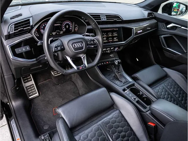 Audi rsq3 2.5 tfsi quattro 400pk automaat 2020 leer 360°camera b&o keyless matrix milltek eventuri klasse 5, r-623-ls - afbeelding 2 van  37