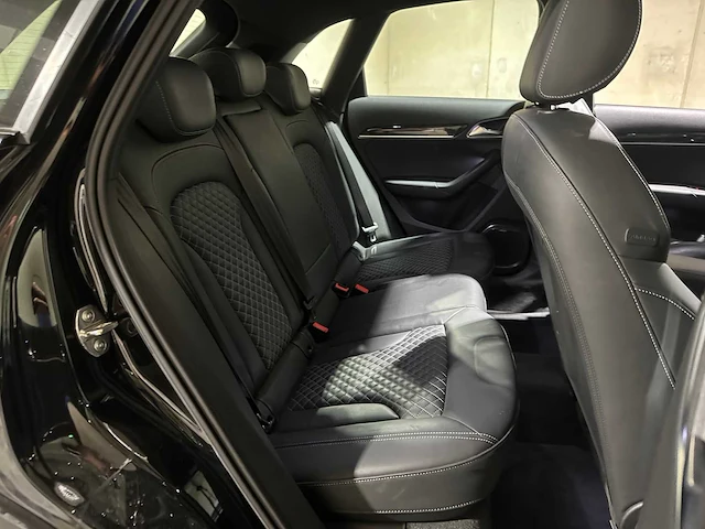 Audi rsq3 2.5 tfsi quattro pro line plus 340pk 2015, nl-kenteken - afbeelding 35 van  49
