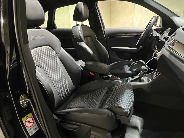 Audi rsq3 2.5 tfsi quattro pro line plus 340pk 2015, nl-kenteken - afbeelding 37 van  49