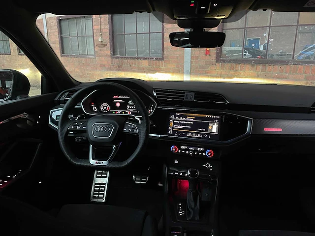 Audi rsq3 sportback quattro 400pk 2023 (fabrieksgarantie) - afbeelding 16 van  50