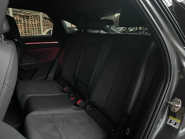 Audi rsq3 sportback quattro 400pk 2023 (fabrieksgarantie) - afbeelding 35 van  50