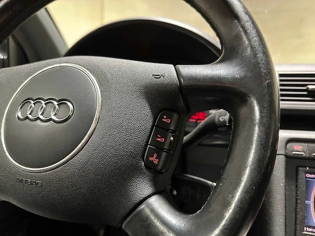 Audi s4 avant 4.2 v8 quattro b6 344pk 2004, 49-zj-zj - afbeelding 15 van  40
