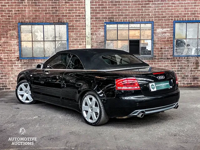Audi s4 cabriolet 4.2 v8 344pk 2005 -youngtimer- - afbeelding 8 van  36