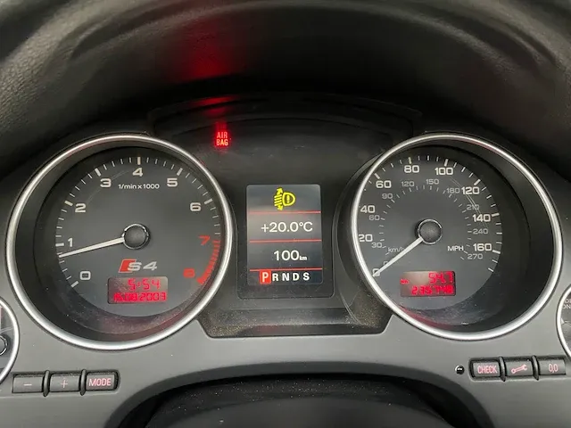 Audi s4 cabriolet 4.2 v8 344pk 2005 -youngtimer- - afbeelding 24 van  36