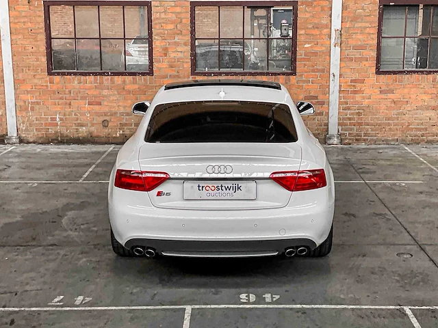 Audi s5 4.2 v8 354pk 2009 youngtimer - afbeelding 14 van  43
