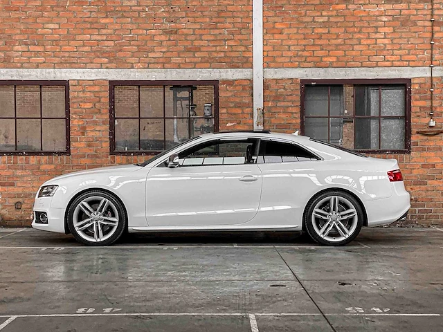Audi s5 4.2 v8 354pk 2009 youngtimer - afbeelding 17 van  43