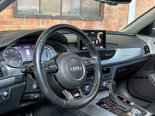 Audi s6 avant s-line 4.0 tfsi v8 proline+ 450pk 2016, h-586-jn - afbeelding 32 van  77