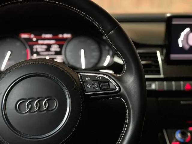 Audi s8 4.0 tfsi v8 plus quattro 605pk 2017 - afbeelding 21 van  77