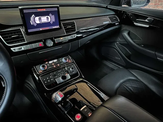 Audi s8 4.0 tfsi v8 plus quattro 605pk 2017 - afbeelding 32 van  77