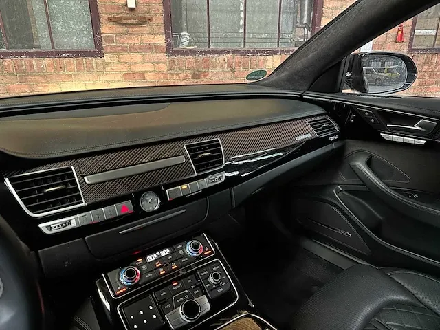 Audi s8 4.0 tfsi v8 plus quattro 605pk 2017 - afbeelding 41 van  77
