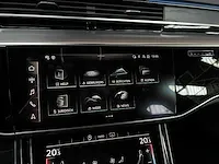 Audi s8 4.0 tfsi v8 quattro s-line 571pk 2021 nieuw-model - afbeelding 53 van  76