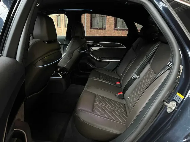 Audi s8 4.0 tfsi v8 quattro s-line 571pk 2021 nieuw-model - afbeelding 68 van  76