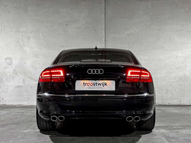 Audi s8 5.2 v10 quattro 450pk 2006, 05-kkj-7 youngtimer - afbeelding 12 van  48