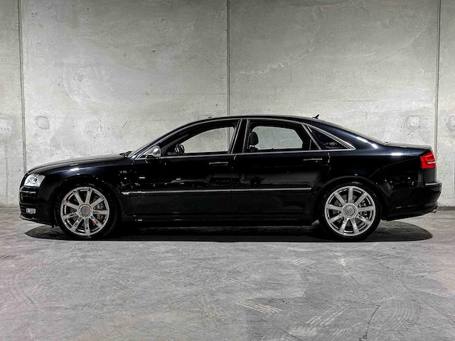 Audi s8 5.2 v10 quattro 450pk 2006, 05-kkj-7 youngtimer - afbeelding 16 van  48