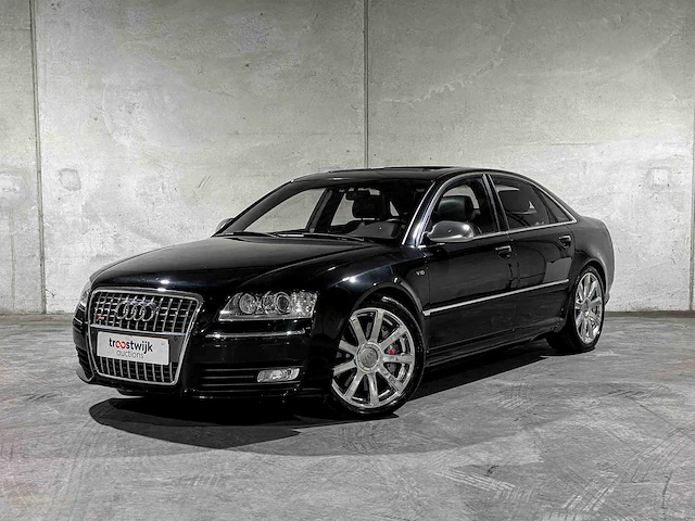 Audi s8 5.2 v10 quattro 450pk 2006, 05-kkj-7 youngtimer - afbeelding 1 van  48