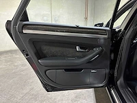 Audi s8 5.2 v10 quattro 450pk 2006, 05-kkj-7 youngtimer - afbeelding 35 van  48