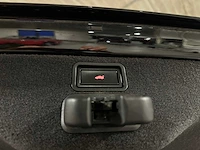 Audi s8 5.2 v10 quattro 450pk 2006, 05-kkj-7 youngtimer - afbeelding 39 van  48