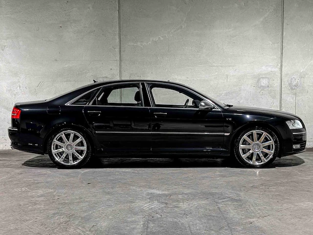 Audi s8 5.2 v10 quattro 450pk 2006, 05-kkj-7 youngtimer - afbeelding 9 van  48