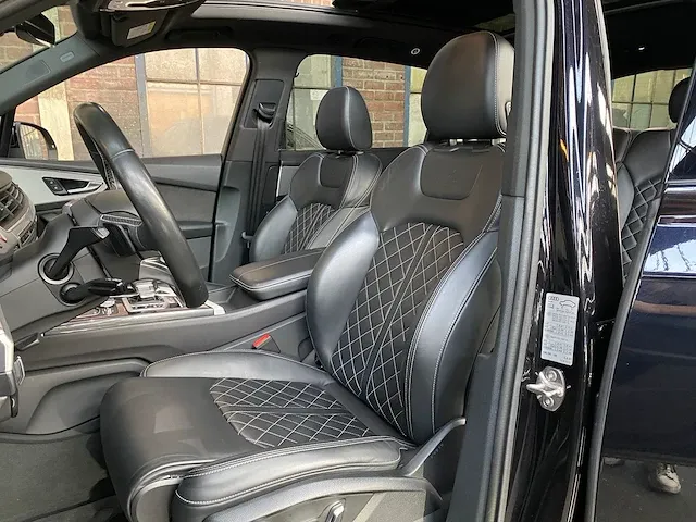 Audi sq7 4.0 tdi v8 pro line + 7-persoons black-optic, 435pk 2017 - afbeelding 30 van  46
