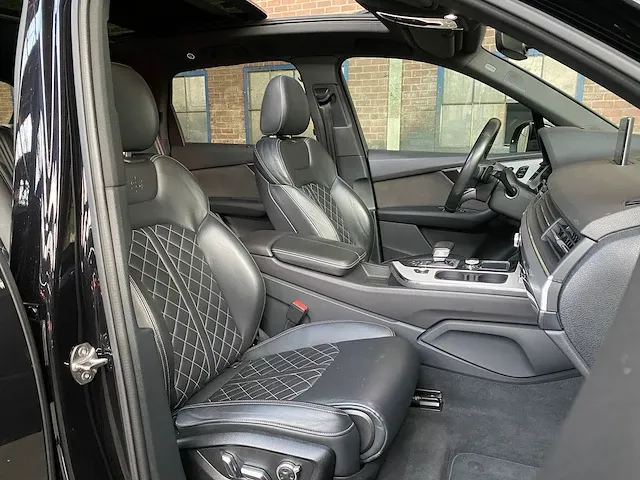 Audi sq7 4.0 tdi v8 pro line + 7-persoons black-optic, 435pk 2017 - afbeelding 35 van  46