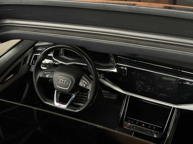 Audi sq8 4.0 tdi v8 quattro 435pk 2019, j-665-gz - afbeelding 44 van  51