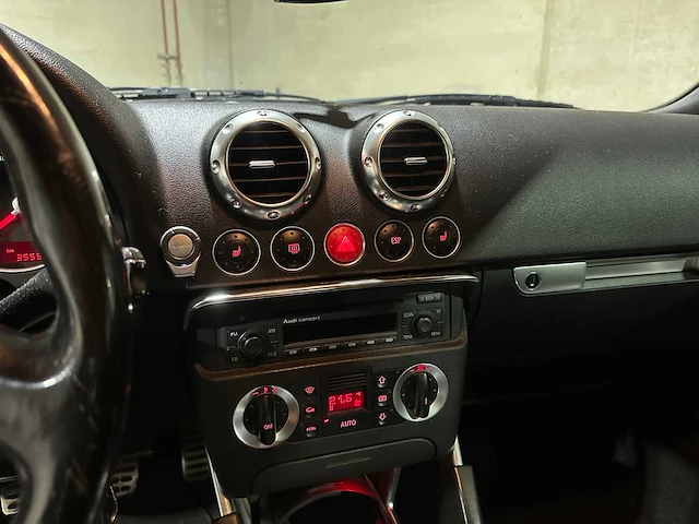 Audi tt 1.8 5v turbo quattro 179pk 2000, 26-fp-jk youngtimer - afbeelding 19 van  36