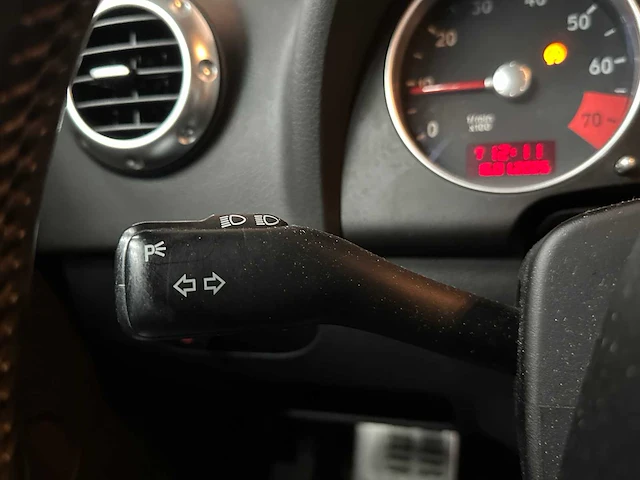 Audi tt 1.8 5v turbo quattro 224pk 2000 (origineel-nl), 82-gf-sp - afbeelding 26 van  35