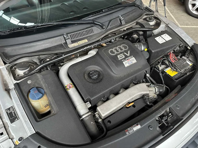 Audi tt 1.8 5v turbo quattro 224pk 2000 (origineel-nl), 82-gf-sp - afbeelding 33 van  35