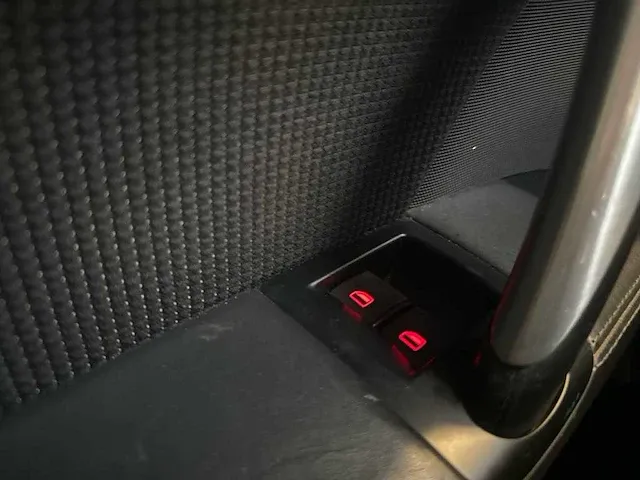 Audi tt 2.0 tfsi dsg automaat, 87-sjj-2 - afbeelding 8 van  19