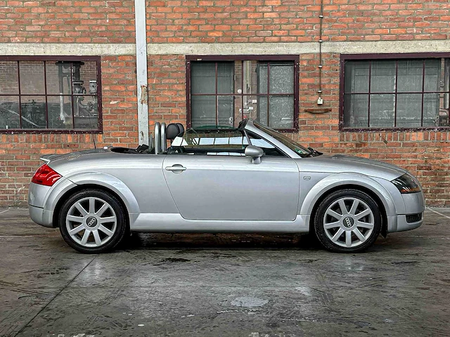 Audi tt roadster 1.8 5v turbo 179pk 2000 cabriolet, 21-xb-bl youngtimer - afbeelding 34 van  34