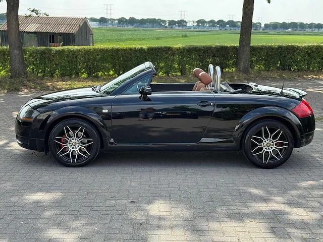 Audi tt roadster 1.8 5v turbo 27-nt-bn - afbeelding 12 van  22