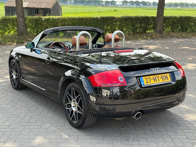Audi tt roadster 1.8 5v turbo 27-nt-bn - afbeelding 16 van  22
