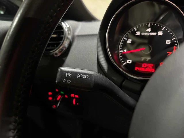 Audi tt roadster 2.0 200pk 2008, j-005-xz - afbeelding 17 van  40