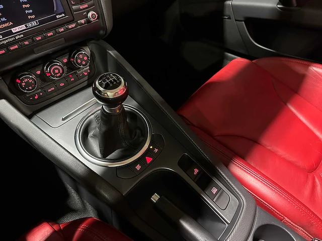 Audi tt roadster 2.0 200pk 2008, j-005-xz - afbeelding 20 van  40