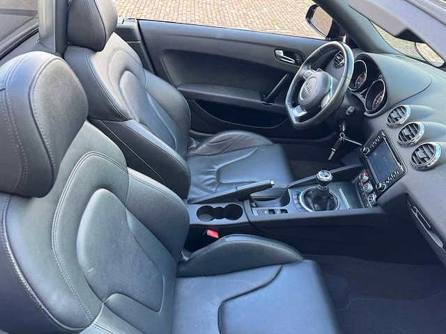 Audi tt roadster 2.0 tfsi 5294 - afbeelding 21 van  33