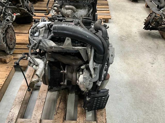 Audi tt(s) cdl motor - afbeelding 4 van  8