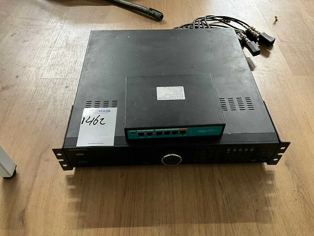 Audio-apparatuur - afbeelding 1 van  4
