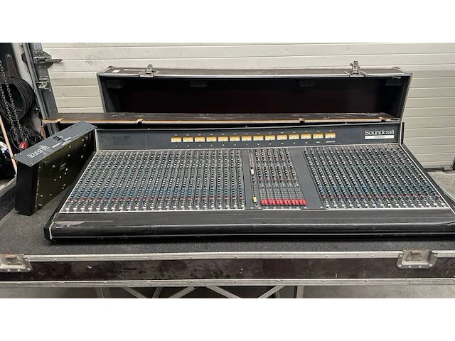 Audio mixer 40ch soundcraft, 500 - afbeelding 1 van  11