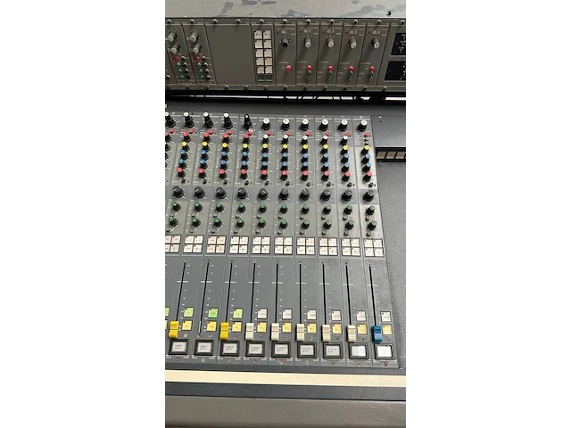 Audio mixer eela audio - afbeelding 10 van  16