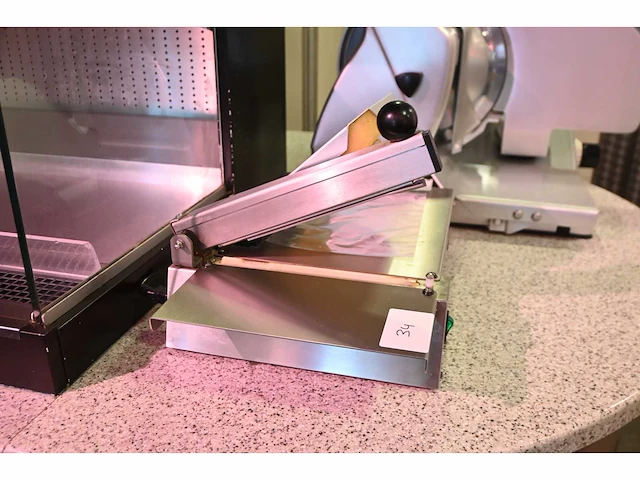 Audion elektro 200gps sealmachine met rvs aanvoertafel - afbeelding 3 van  4