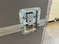 Audipack liftomatic he-2000/1 projector lift in flightcase - afbeelding 4 van  12