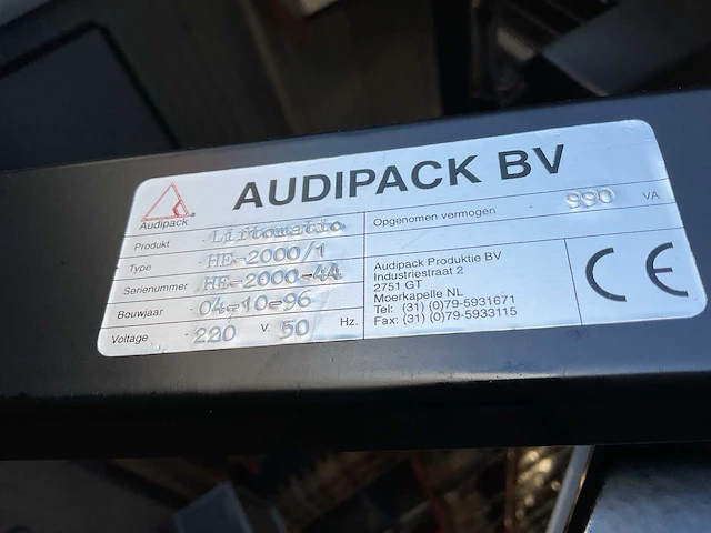 Audipack liftomatic he-2000/1 projector lift in flightcase - afbeelding 5 van  8