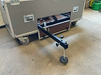 Audipack liftomatic he-3000 projector lift in flightcase - afbeelding 8 van  12