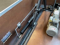 Audipack liftomatic he-3000 projector lift in flightcase - afbeelding 10 van  12