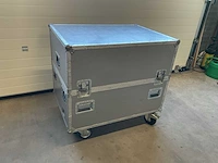 Audipack liftomatic t-1900 projector lift in flightcase - afbeelding 7 van  8