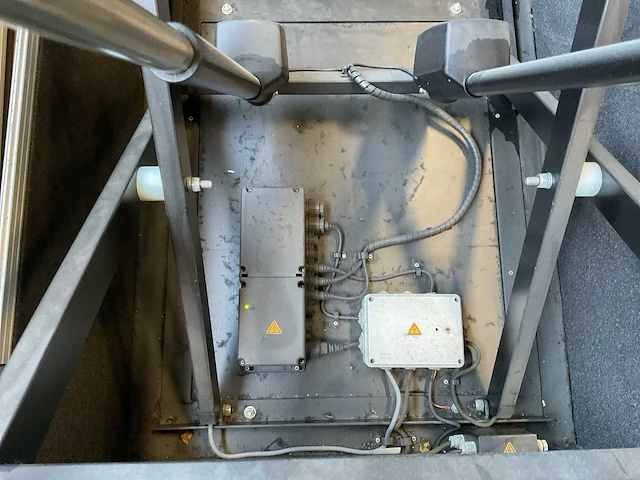 Audipack t-1900 projector lift in flightcase - afbeelding 2 van  4