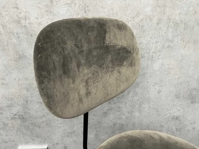 Audo copenhagen/ afteroom - barkruk 64cm velvet taupe - ongebruikt (4x) - afbeelding 6 van  9