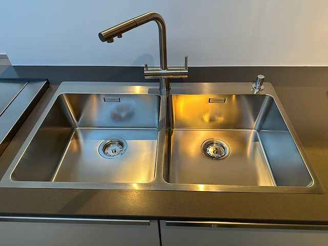 Augustijns - showroomkeuken - afbeelding 3 van  47
