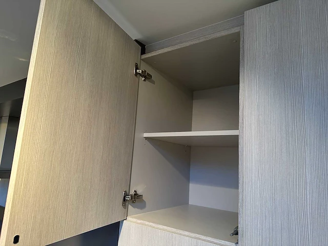 Augustijns - showroomkeuken - afbeelding 11 van  47